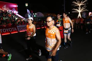 BIB: 1600, 210333, 35370, 25014
                            <button type="button" onclick="openModal(23067649)" class="btn btn-primary btn-sm float-right btn-popup" data-toggle="modal" data-target=".modal-high-quality">
                        <i class="fas fa-shopping-cart"></i> Add to Cart
                    </button>
                                            <button type="button" onclick="isThisMe(23067649, true)" class="btn btn-success btn-sm float-right btn-popup btn-isme hidden" data-toggle="tooltip" data-placement="bottom" title="นี่คือรูปของคุณใช่ไหม คลิกที่นี่เพื่อเอาเข้าอัลบั้ม">
                        <i class="fas fa-plus"></i> Add to album
                    </button>
                    <button type="button" onclick="isThisMe(23067649, false)" class="btn btn-warning btn-sm float-right btn-popup btn-isnotme hidden">
                        <i class="fas fa-ban"></i> Remove from album
                    </button>